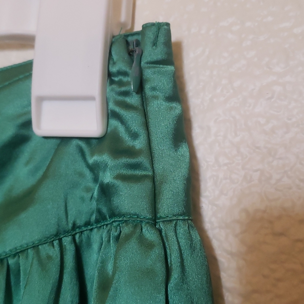 Nasty Gal Collection Green Satin Cami & Skirt - Picture 5 of 7